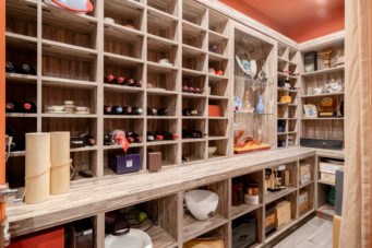 RUSSELL HOLLINGSWORTH - 340 Southborough Drive, West Vancouver